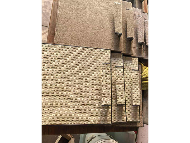 青岛皮革门板工厂